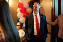 Clark County Sheriff and Republican candidate for Nevada governor Joe Lombardo, center, meets w ...