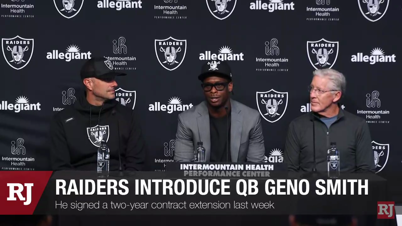 Raiders introduce new quarterback Geno Smith