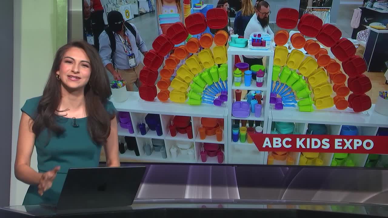 Free family-friendly pool parties